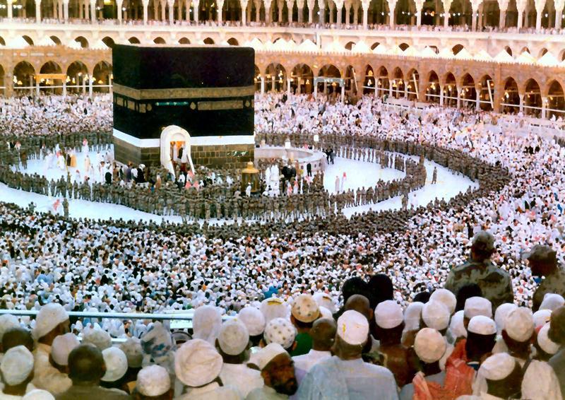 mecca-kaaba-during-annualwashing-before-hajj2-cc-toursaudiarabia.jpg