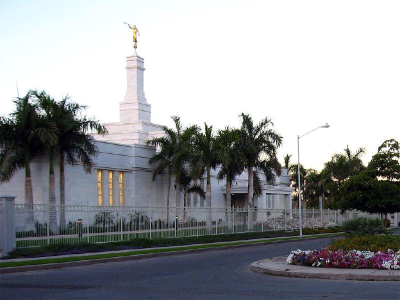 hermosillo_lds_mormon_temple1.jpg