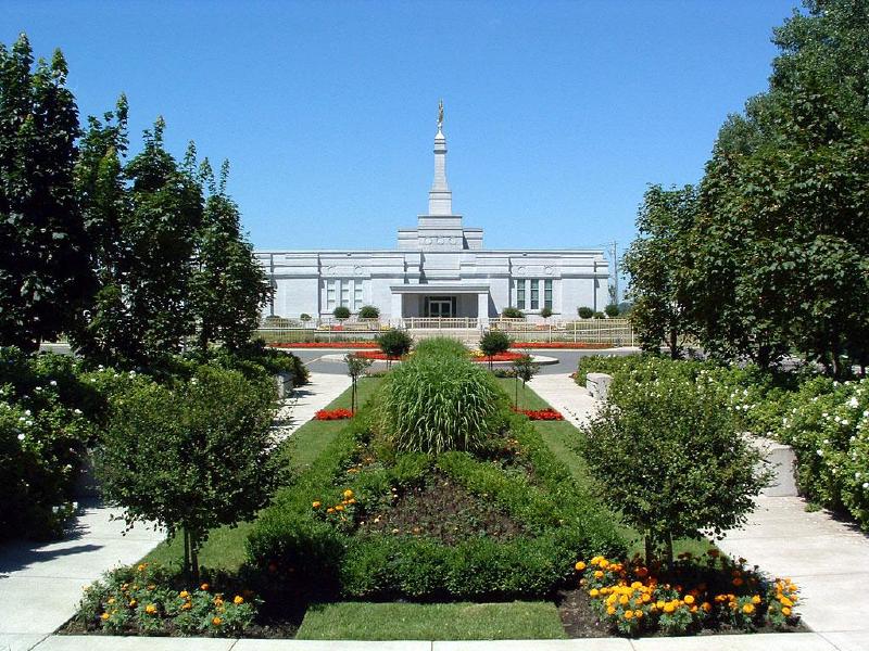 montreal_lds_mormon_temple1.jpg