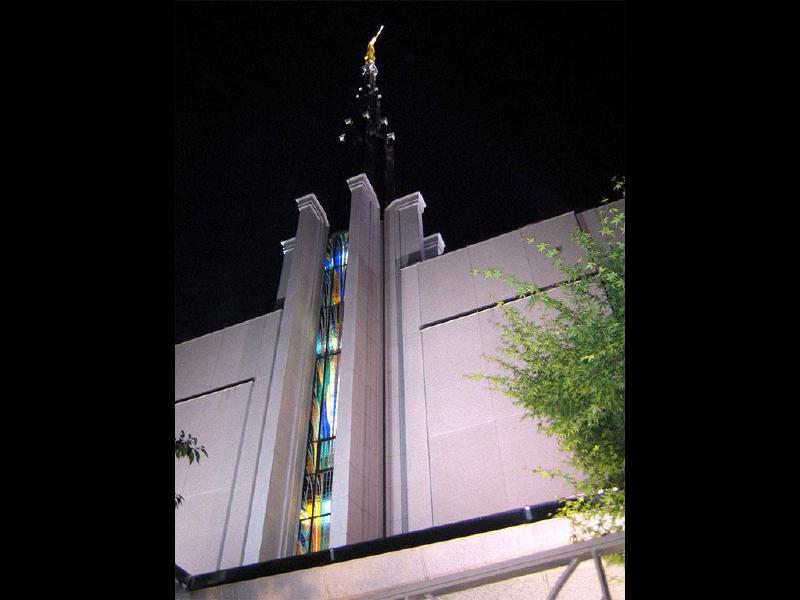 tokyo_lds_mormon_temple1.jpg